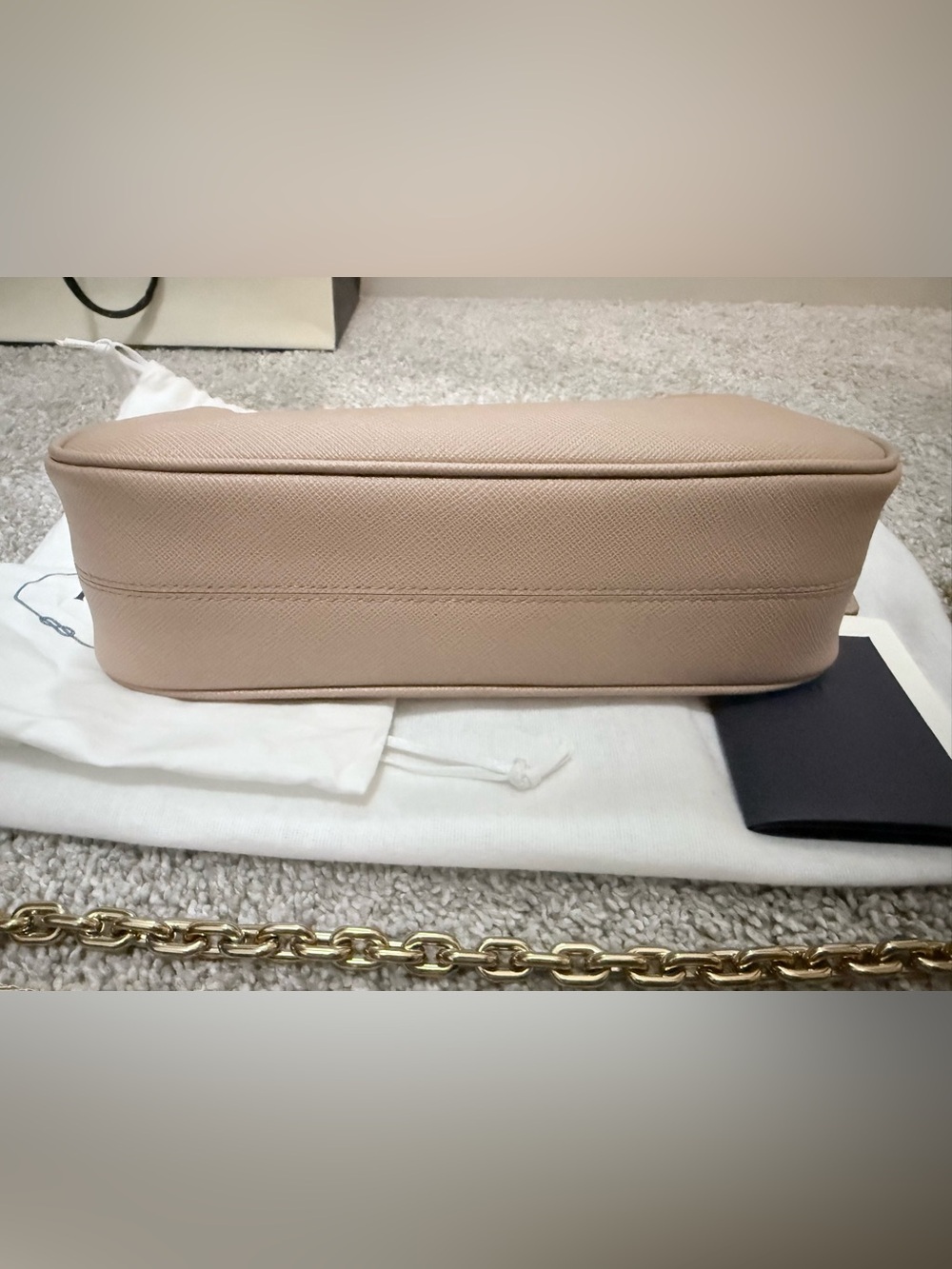 Prada Re-edition - Picture 10 of 16